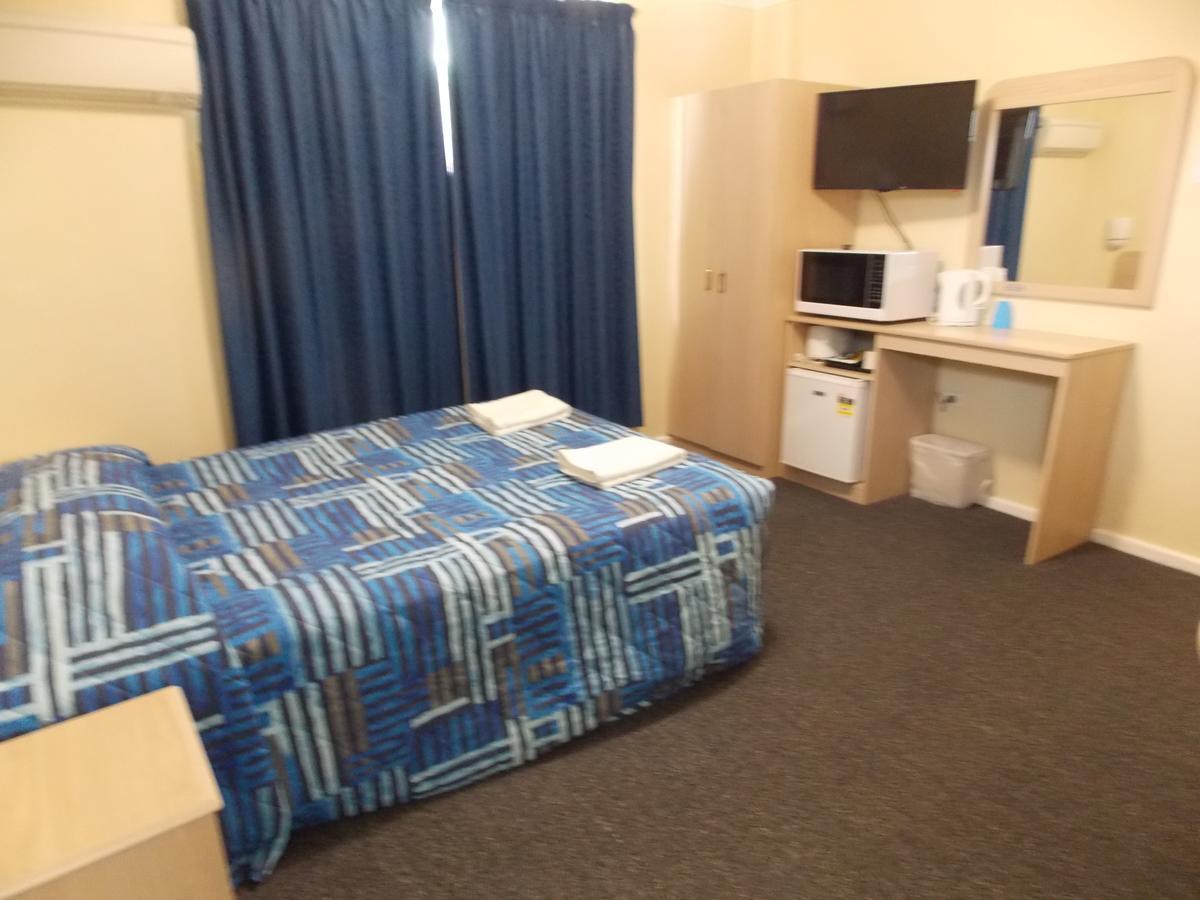 Yass Motel エクステリア 写真
